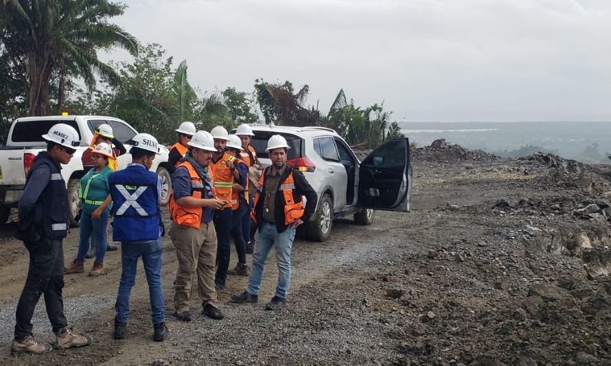 Geólogos de Sernageomin tuvieron destacada visita a Honduras