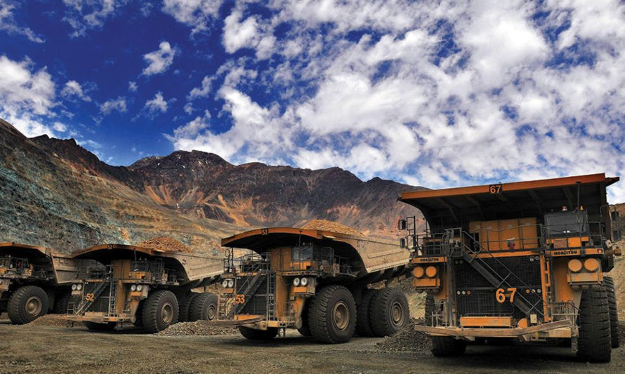 ¿Quieres ser parte de Codelco? La estatal abre postulaciones para 200 mujeres universitarias 