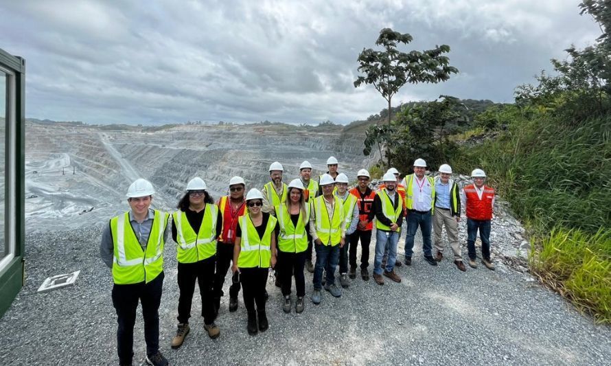 Mina Cobre Panamá recibe a delegación de 13 empresas de ProChile Antofagasta