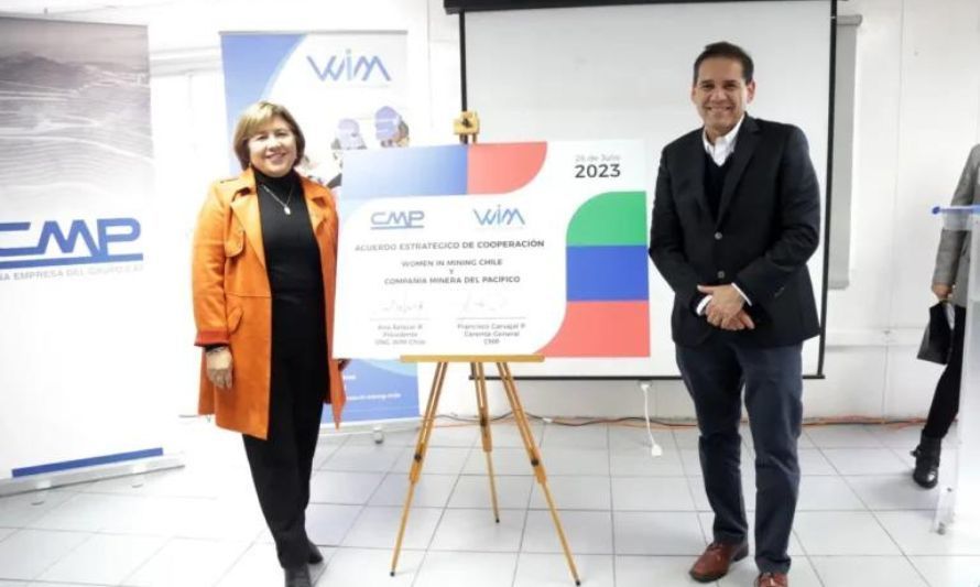 CMP y Women In Mining Chile firman convenio para promover la inclusión e igualdad de género en la minería