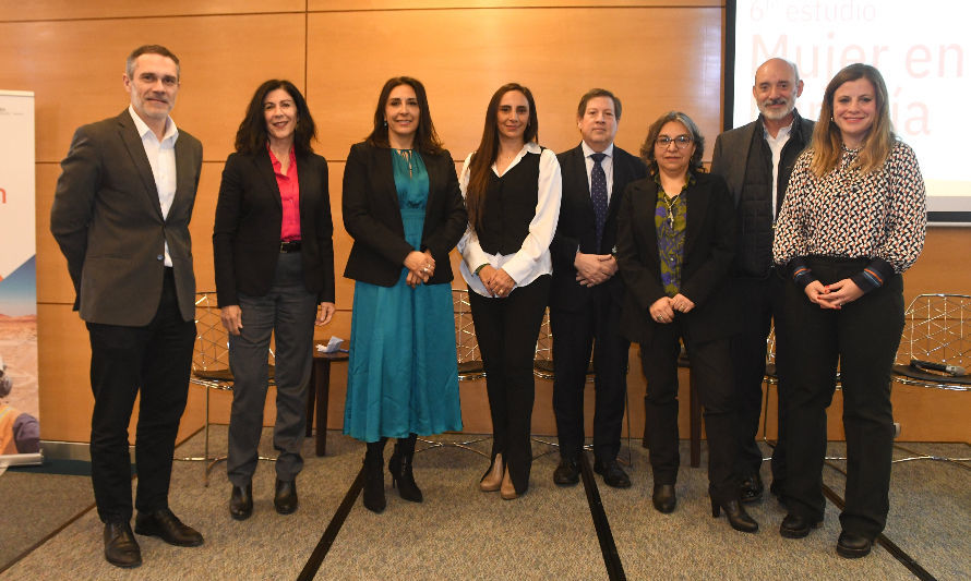 Estudio revela que participación femenina en el sector minero chileno aumentó