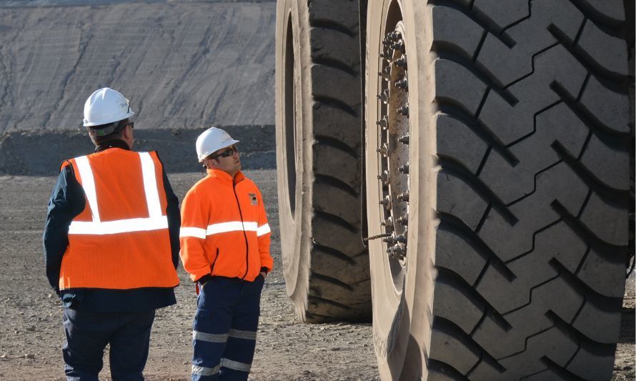 Convocatoria busca nuevas aplicaciones para subproductos generados en el tratamiento de los neumáticos fuera de uso