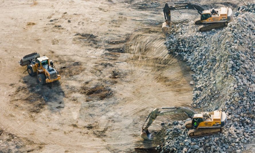 C25 T10: "La visión de los proveedores mineros"