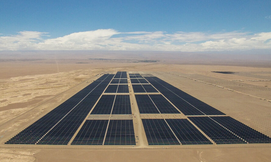 Planta solar de Sonnedix situada en el Desierto de Atacama