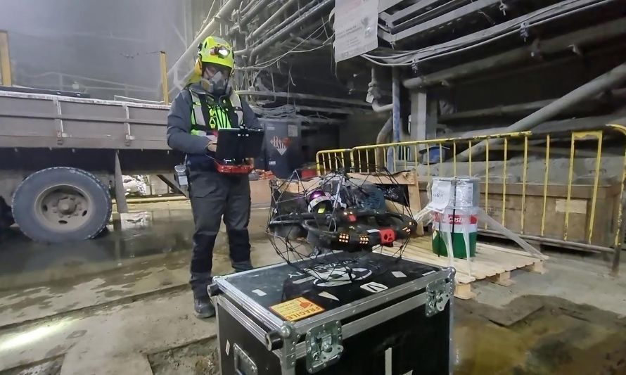 Vuelos dron en espacios confinados potencian la seguridad en operaciones subterráneas de Codelco Andina