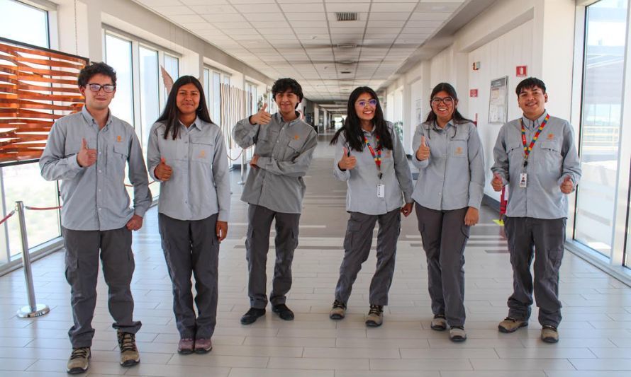 Estudiantes Duales culminaron exitoso programa de aprendizaje en División Ministro Hales