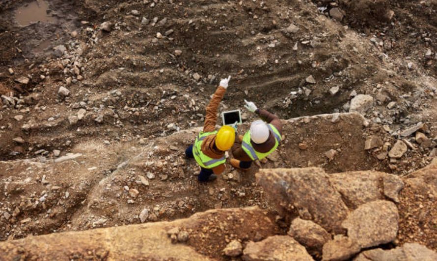 🇪🇨 Ecuador: Proyecto El Domo - Curipamba recibe aprobación ambiental 