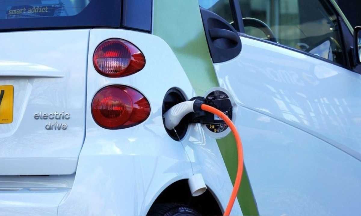 Curso movilidad eléctrica: Casos de éxito y retos de su implementación en el transporte público y comercial