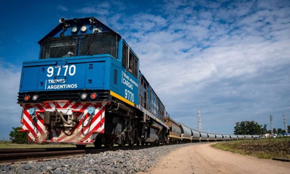 Argentina: Se realizó con éxito la prueba ferroviaria de 2.000 kilómetros para el desarrollo de la minería en la Puna