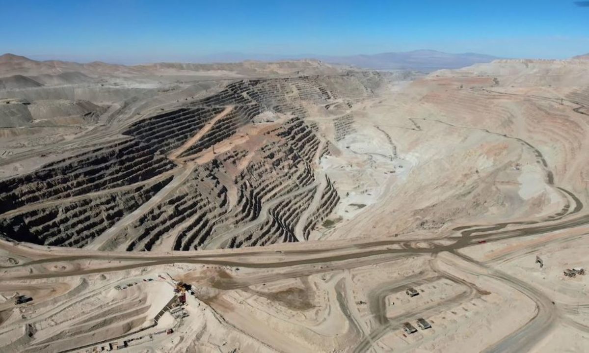 Codelco y Sindicato de Trabajadores Radomiro Tomic firman nuevo contrato colectivo 
