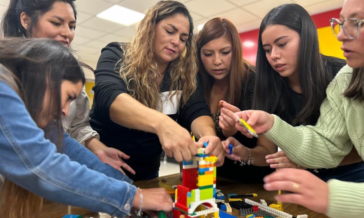 Mujeres del programa “Aprendices 2024” se capacitarán como operadoras Caex