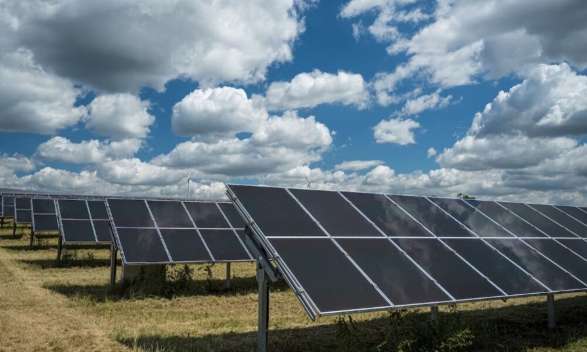 Valparaíso: Limes RE ingresa proyecto para construir un parque solar por US$105 millones