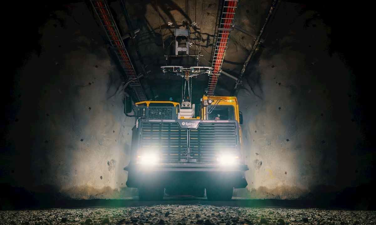 Boliden, Epiroc y ABB hacen realidad el primer sistema de trolebús eléctrico a batería para minería subterránea