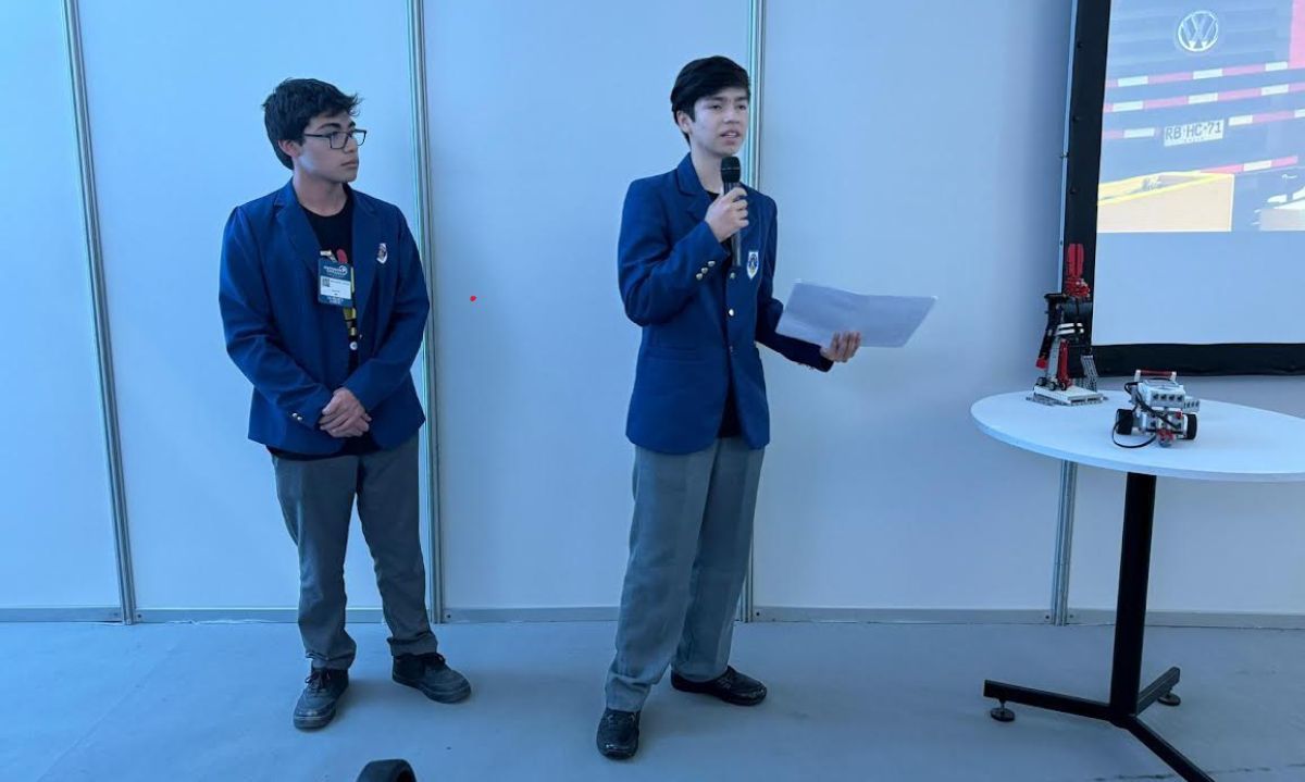 Estudiantes de Robótica de Calama expusieron junto a Codelco en seminario 