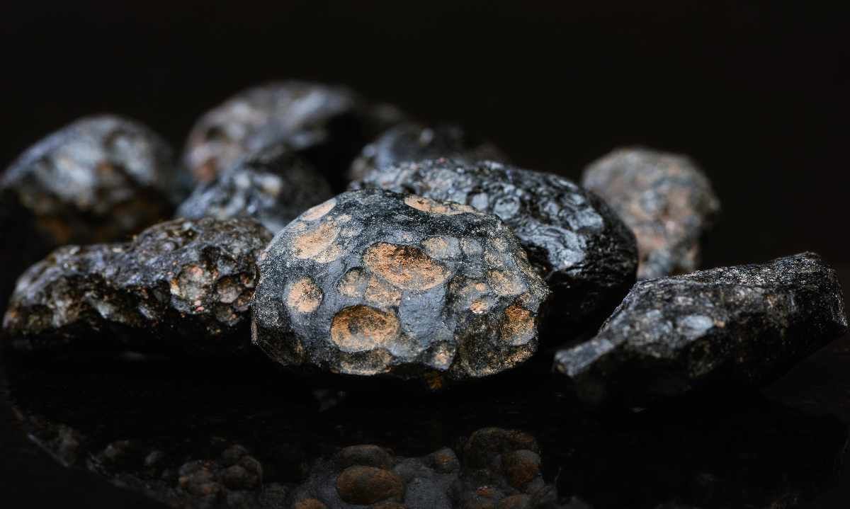UCN acoge exhibición “Meteoritos, patrimonio de la Humanidad” en Antofagasta