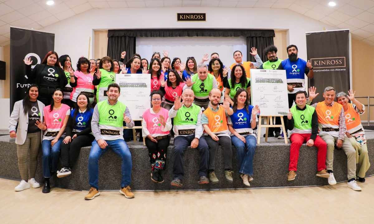 Firman alianza para fomentar deportes en barrios y escuelas de la región de Atacama