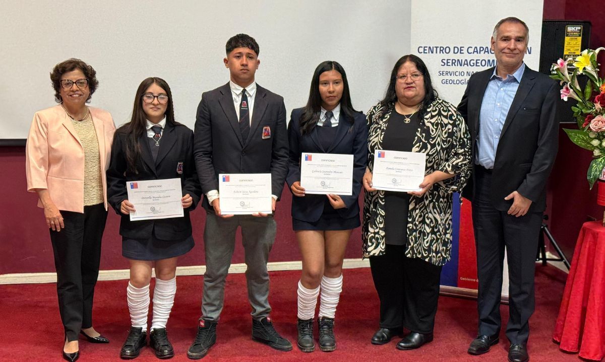 Ministerio de Minería y Sernageomin capacitan en seguridad minera a estudiantes de Antofagasta y Tocopilla