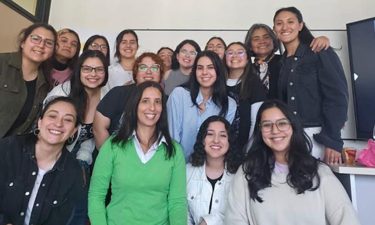 SERC Chile promueve programa de mentoría a mujeres que se encuentran en disciplinas STEM 