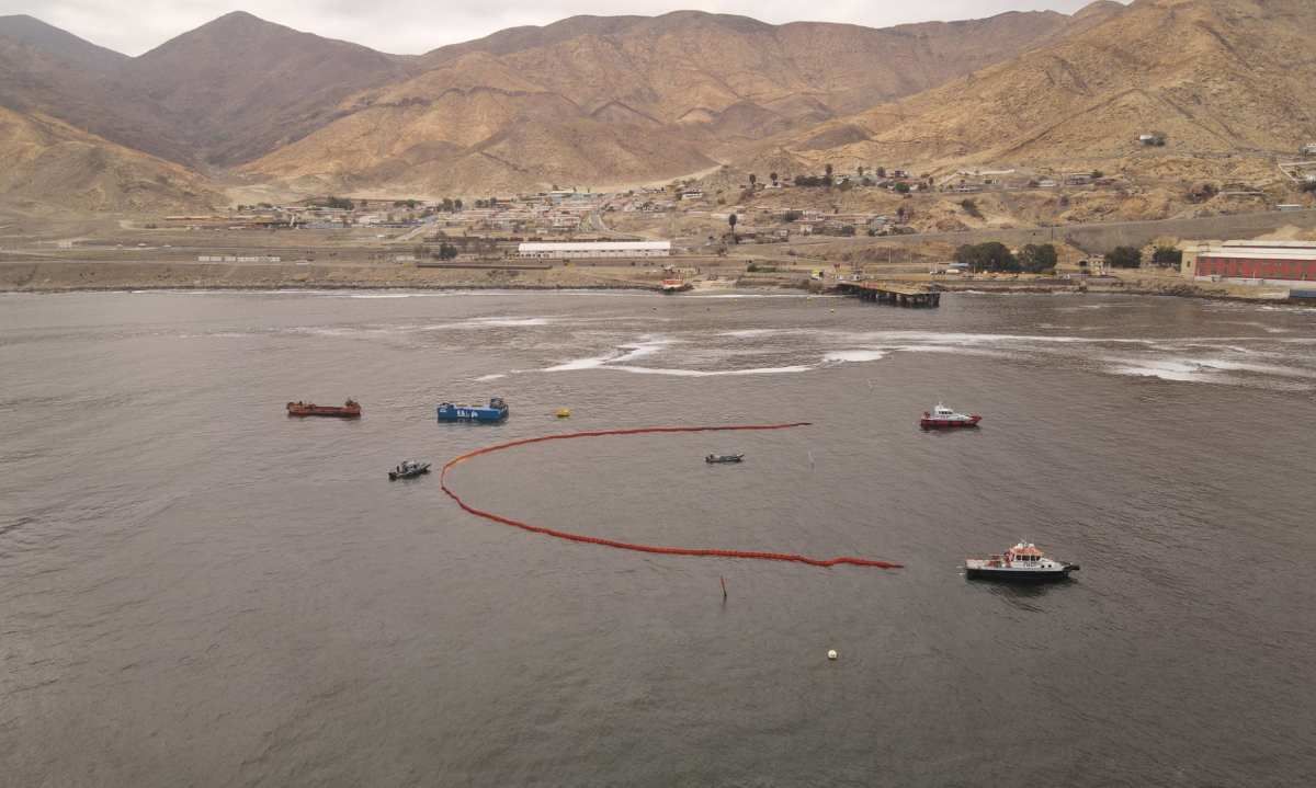Puerto Barquito realizó simulacro de derrame de hidrocarburo en la bahía