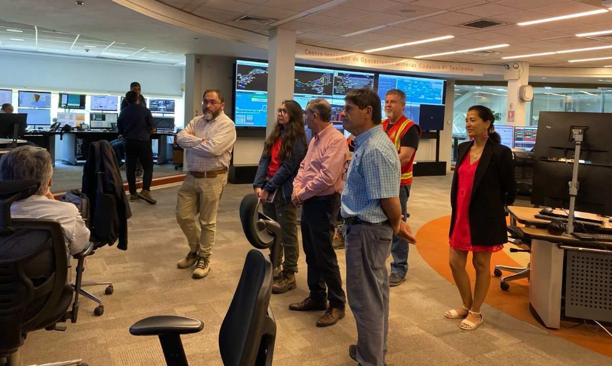 Destacan uso de tecnologías innovadoras de División El Teniente para el combate de incendios
