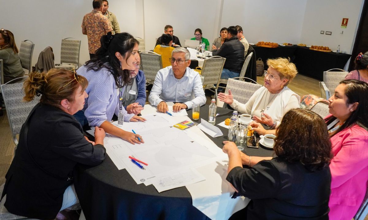 Dirigentes sociales de Quintero y Puchuncaví participaron de conversatorios comunales de Codelco Ventanas