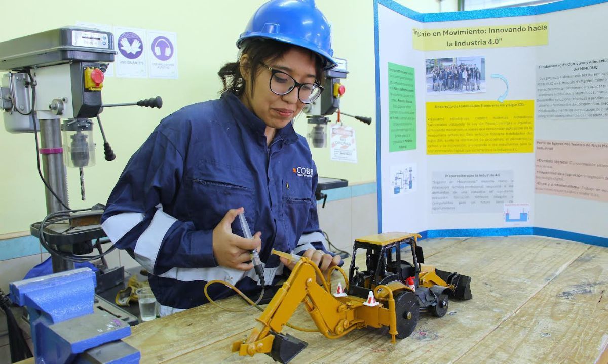 Realizan feria técnico-profesional del Colegio Don Bosco