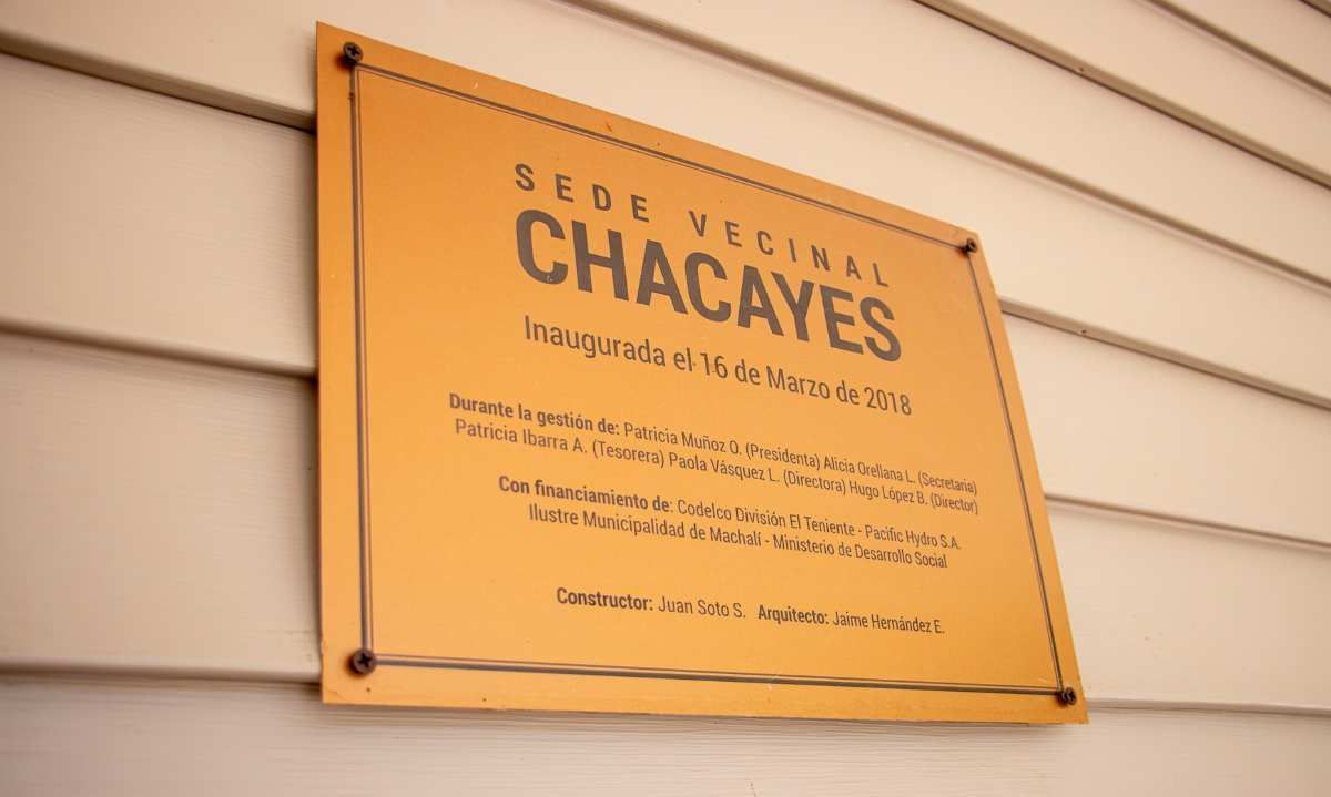 División El Teniente apoya mejoras en sede comunitaria de Chacayes