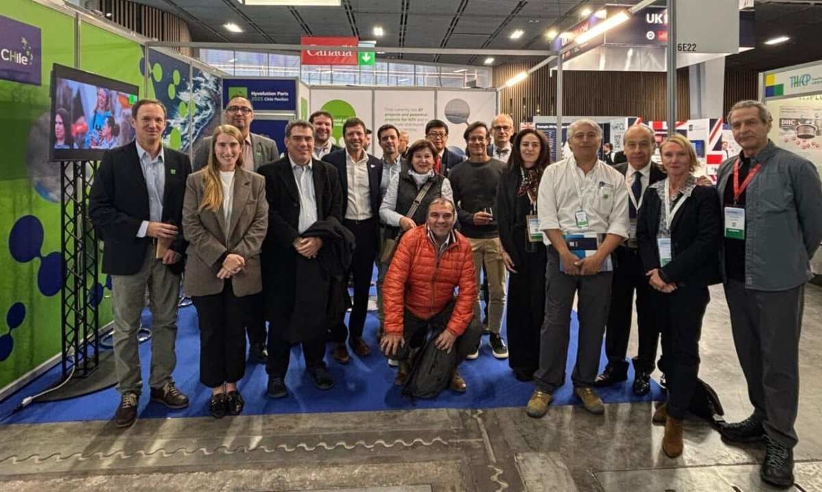 Chile refuerza su liderazgo en hidrógeno verde con exitosa participación en Hyvolution Paris 2025