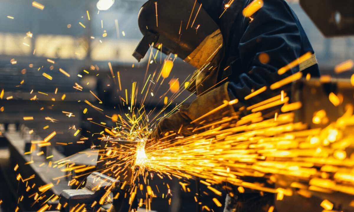 ASIMET en estado de alerta por aranceles de 25% al acero y aluminio impuestos por EE.UU.