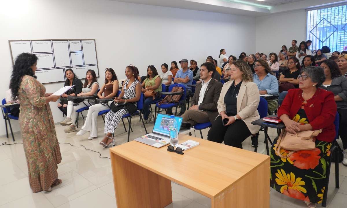 Minera El Abra fortalece desarrollo económico local
con capacitación para emprendedoras