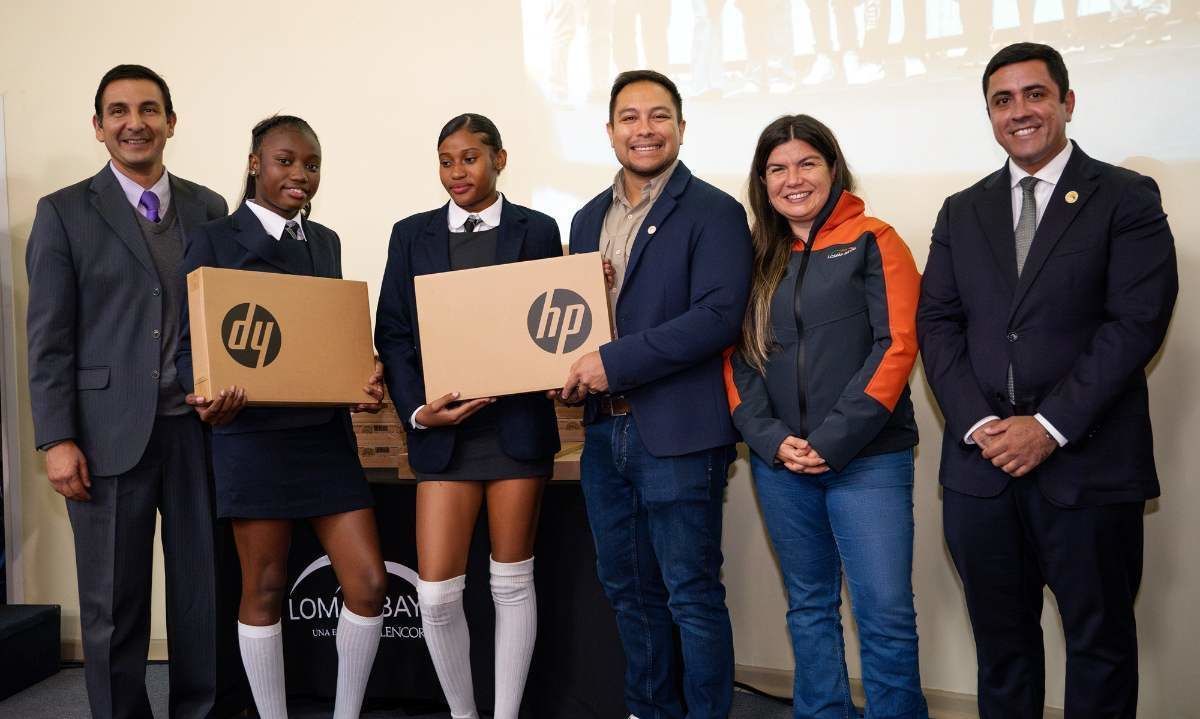 Lomas Bayas impulsa la formación técnica de estudiantes con nueva edición del Programa Educación y Minería