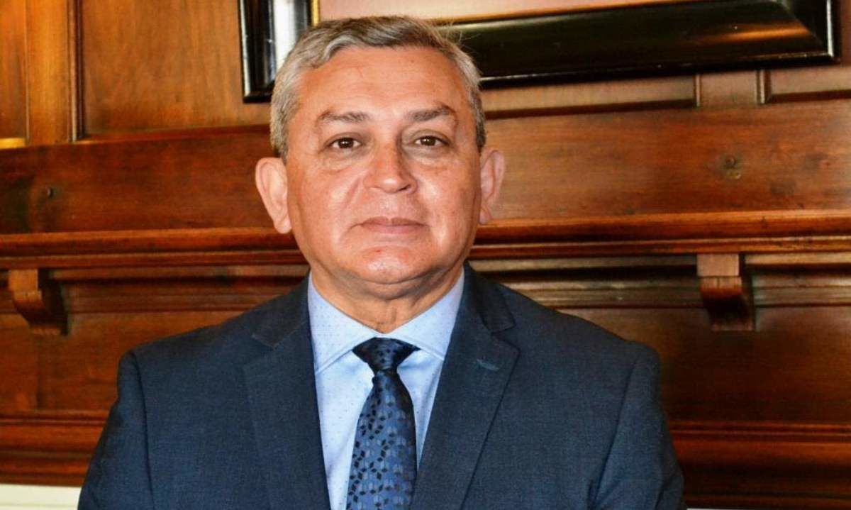 Una Ley Marco para el Fomento Productivo y Desarrollo Estratégico de la Pequeña y Mediana Minería