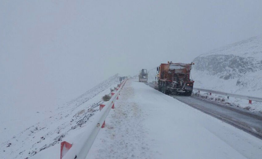 Mayoría de mineras paran operaciones por sistema de lluvias y nieve en el norte