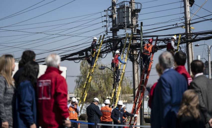 Se concreta la ley que obliga el retiro de cables en desuso 