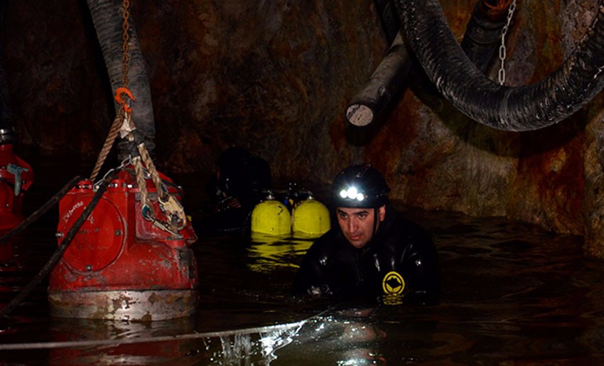 Experto por mineros atrapados en Aysén: “¿Posibilidades de vida? Descartado”