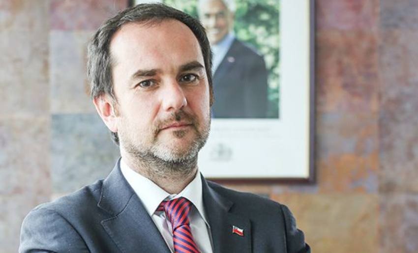 Alfonso Domeyko es nombrado director nacional del Sernageomin