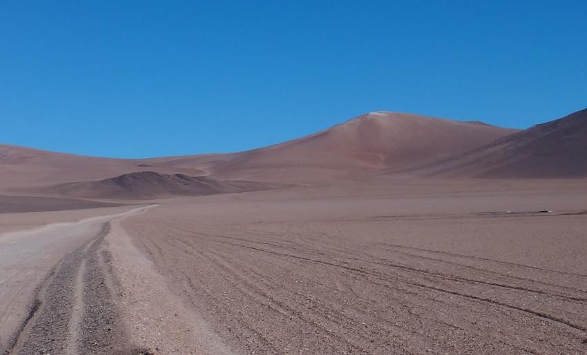 Mirasol y Enami negocian concesiones de exploración cercanas a El Salvador