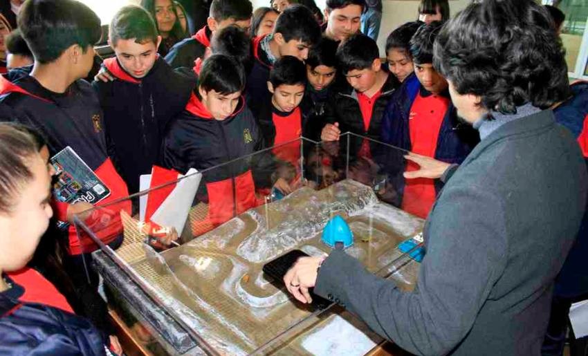 Estudiantes de Escuela España conocieron cómo se produce el cobre