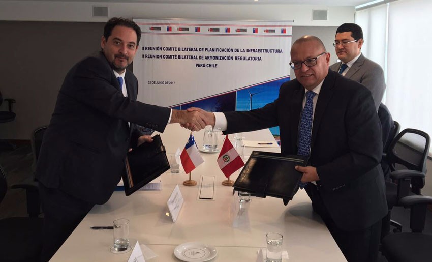 Chile y Perú dan primer paso para la interconexión eléctrica