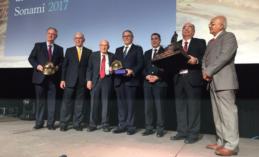 Seguridad minera: Mina Los Colorados de CAP ganó por tercer año el Premio John T. Ryan