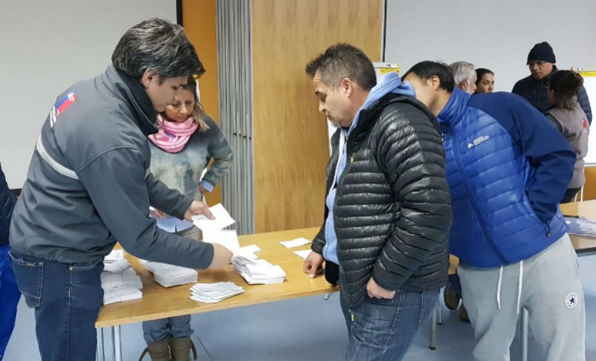 Sindicato de Minera Escondida vota huelga