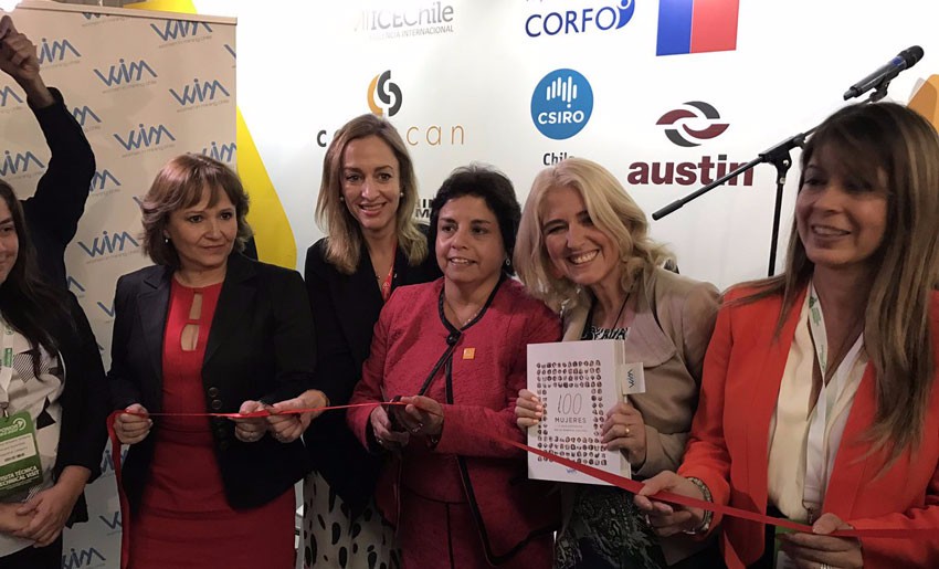 Libro “100 mujeres y su historia de la minería chilena” se hizo realidad en la Exponor